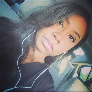 Meet your Posher, Candyce